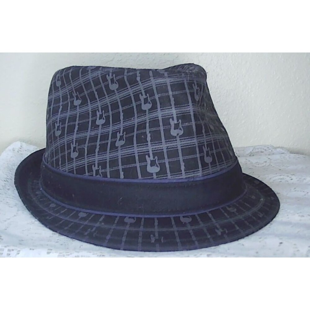 Fender Stratocaster Guitar Music Print Fedora Hat Size L/XL Black Gray